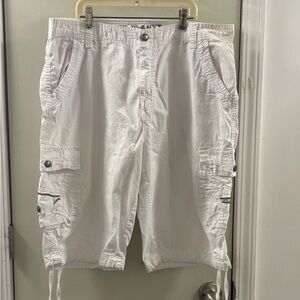 Men’s Free Planet white cotton casual short pants-size 38